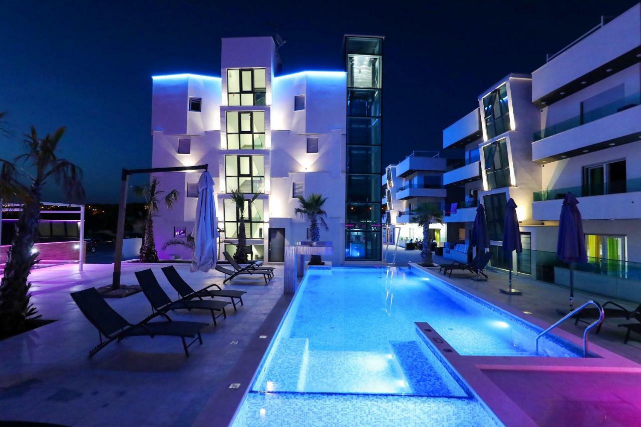 Boutique Residence Cosmopolis 1 Bibinje Bagian luar foto