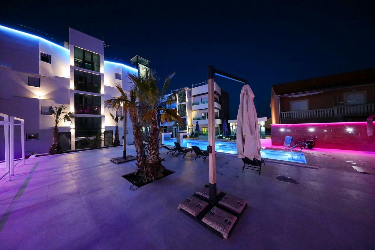 Boutique Residence Cosmopolis 1 Bibinje Bagian luar foto