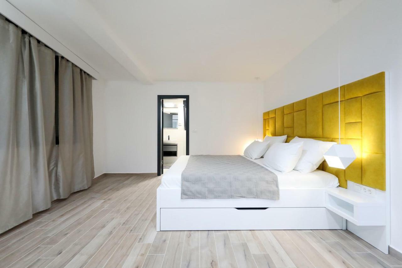 Boutique Residence Cosmopolis 1 Bibinje Bagian luar foto