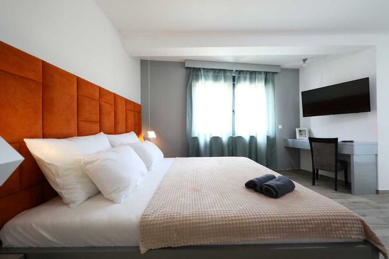 Boutique Residence Cosmopolis 1 Bibinje Bagian luar foto