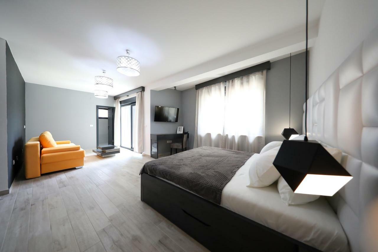 Boutique Residence Cosmopolis 1 Bibinje Bagian luar foto