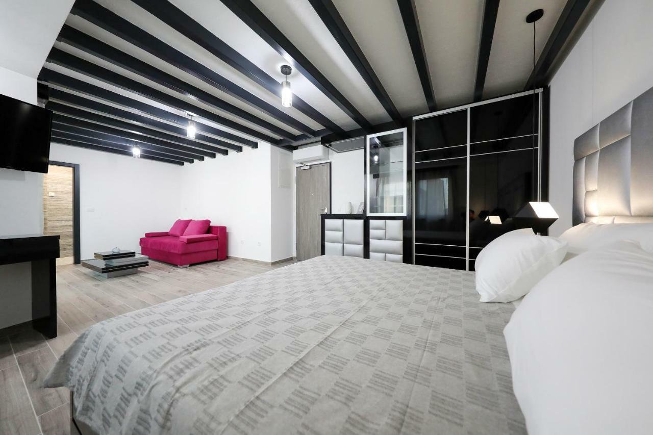Boutique Residence Cosmopolis 1 Bibinje Bagian luar foto