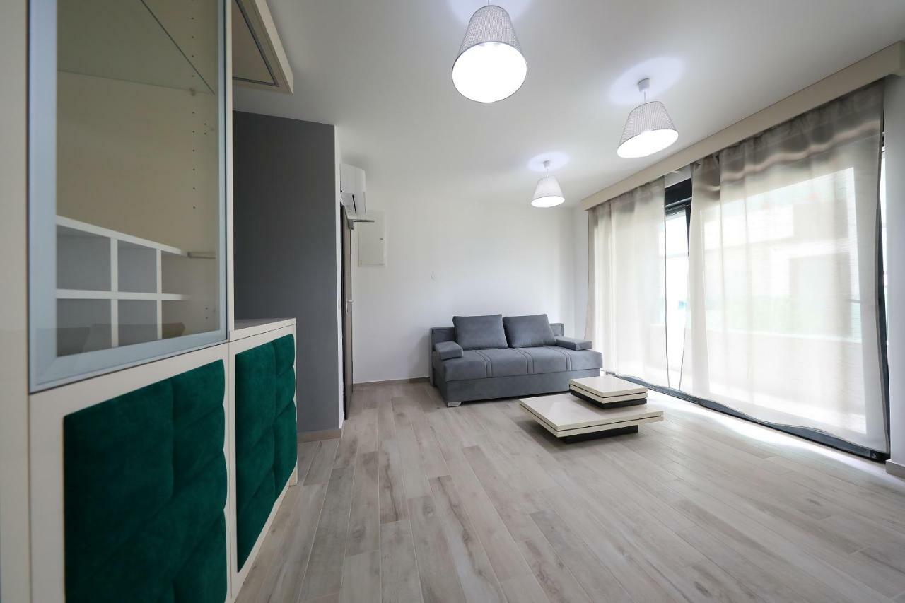 Boutique Residence Cosmopolis 1 Bibinje Bagian luar foto