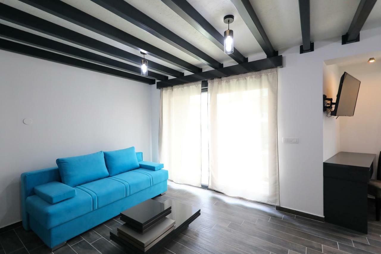 Boutique Residence Cosmopolis 1 Bibinje Bagian luar foto
