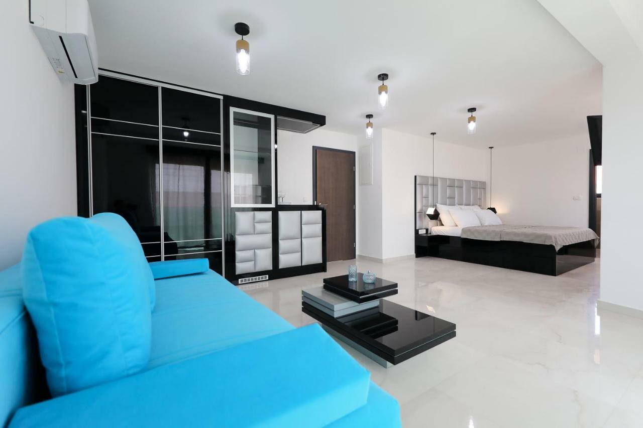 Boutique Residence Cosmopolis 1 Bibinje Bagian luar foto