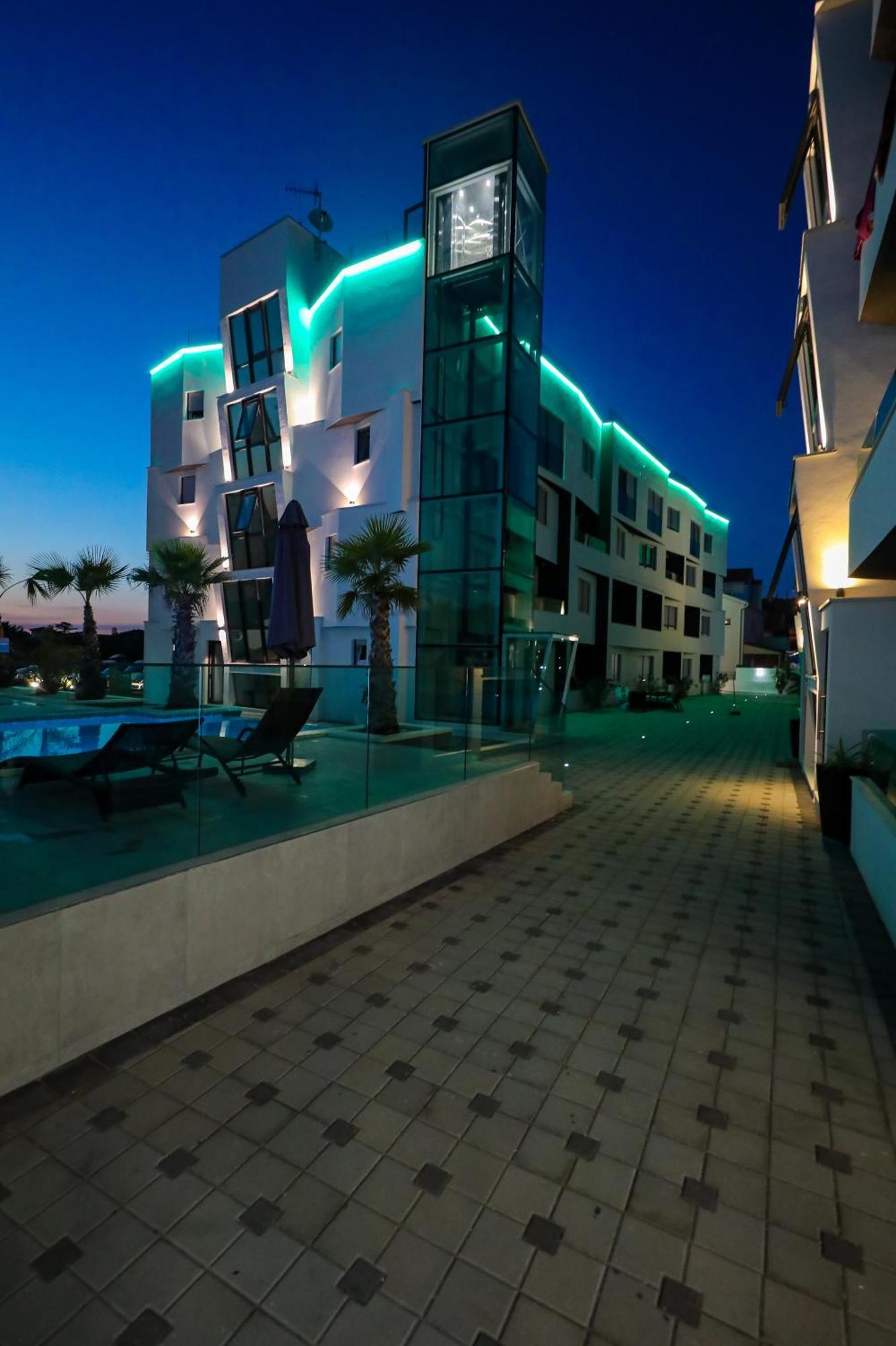 Boutique Residence Cosmopolis 1 Bibinje Bagian luar foto